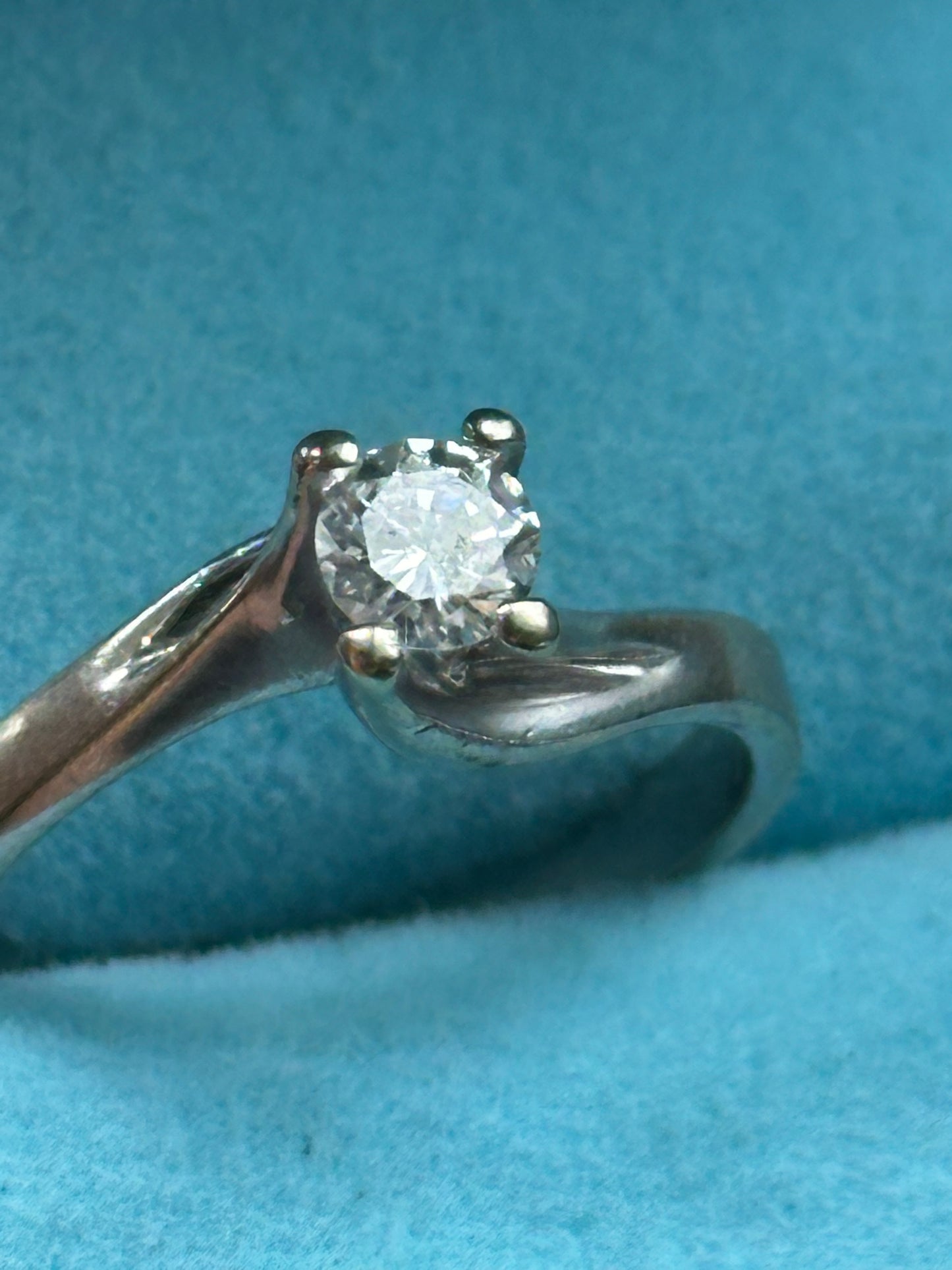 Anillo solitario .33 cts
