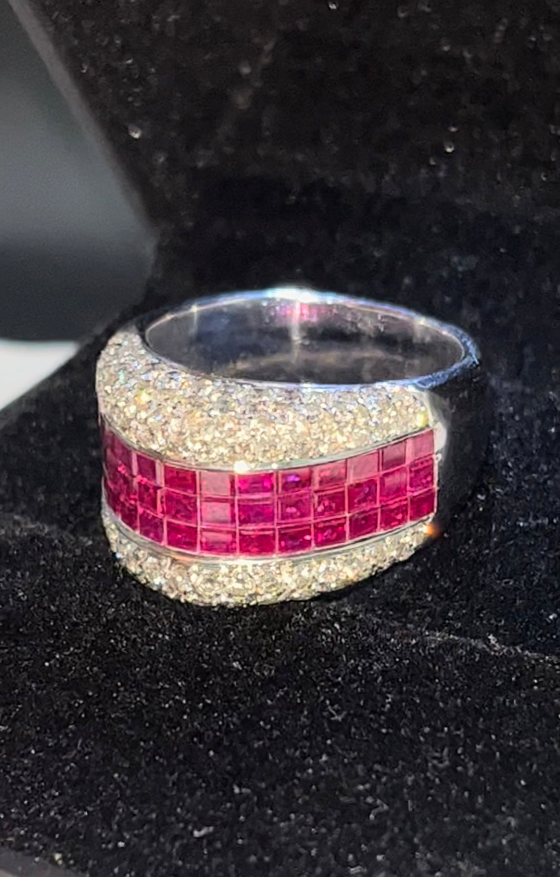 Anillo rubíes