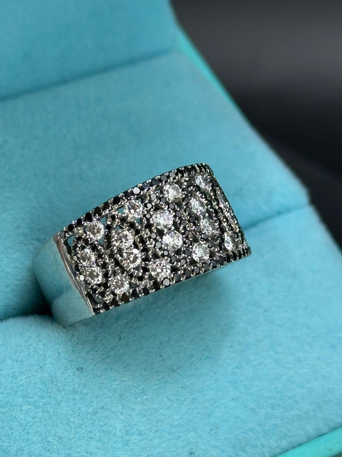 Anillo especial marca S.Kashi