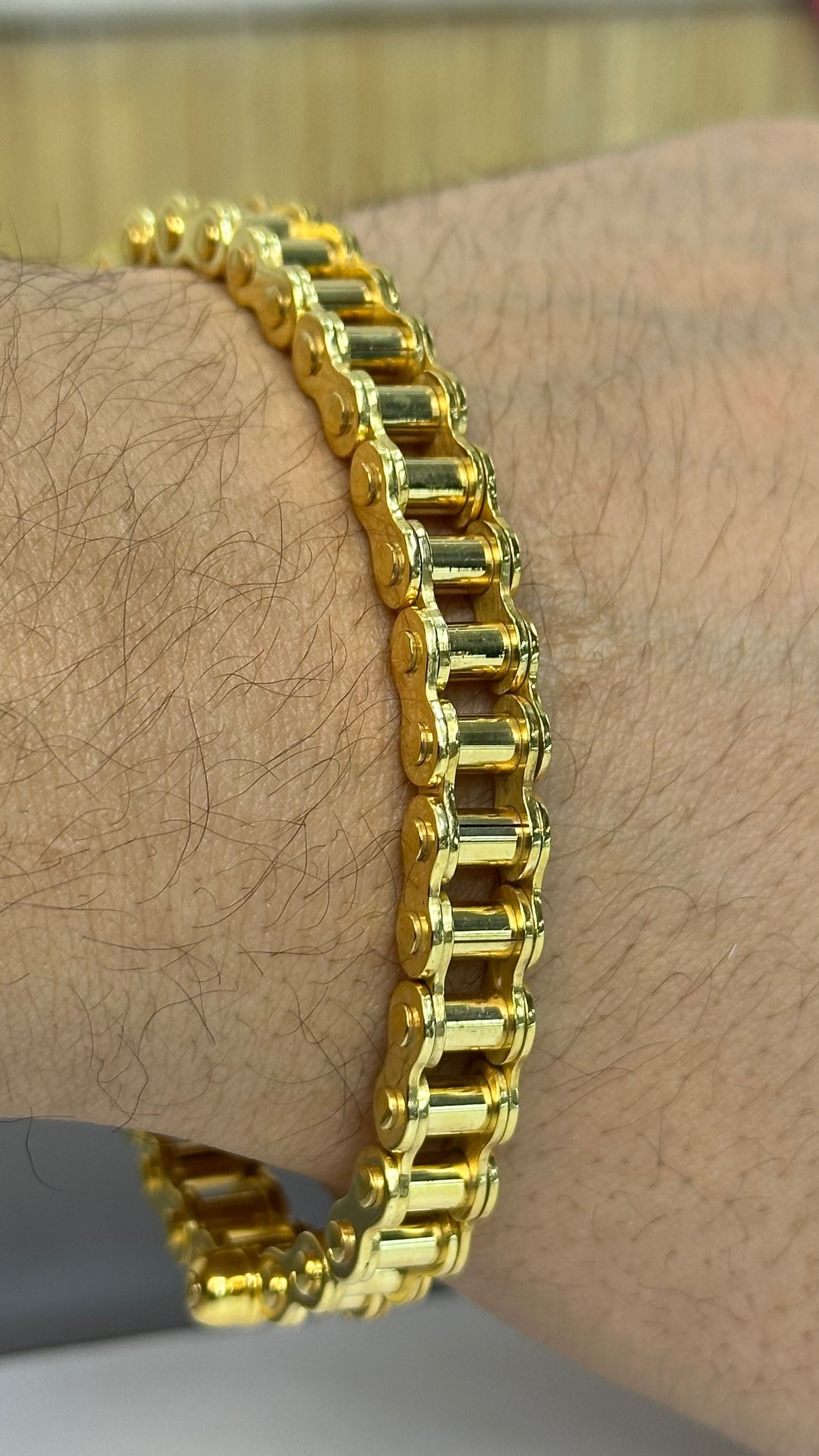 Pulsera de moto bicicleta oro 14kts 50.3 gramos