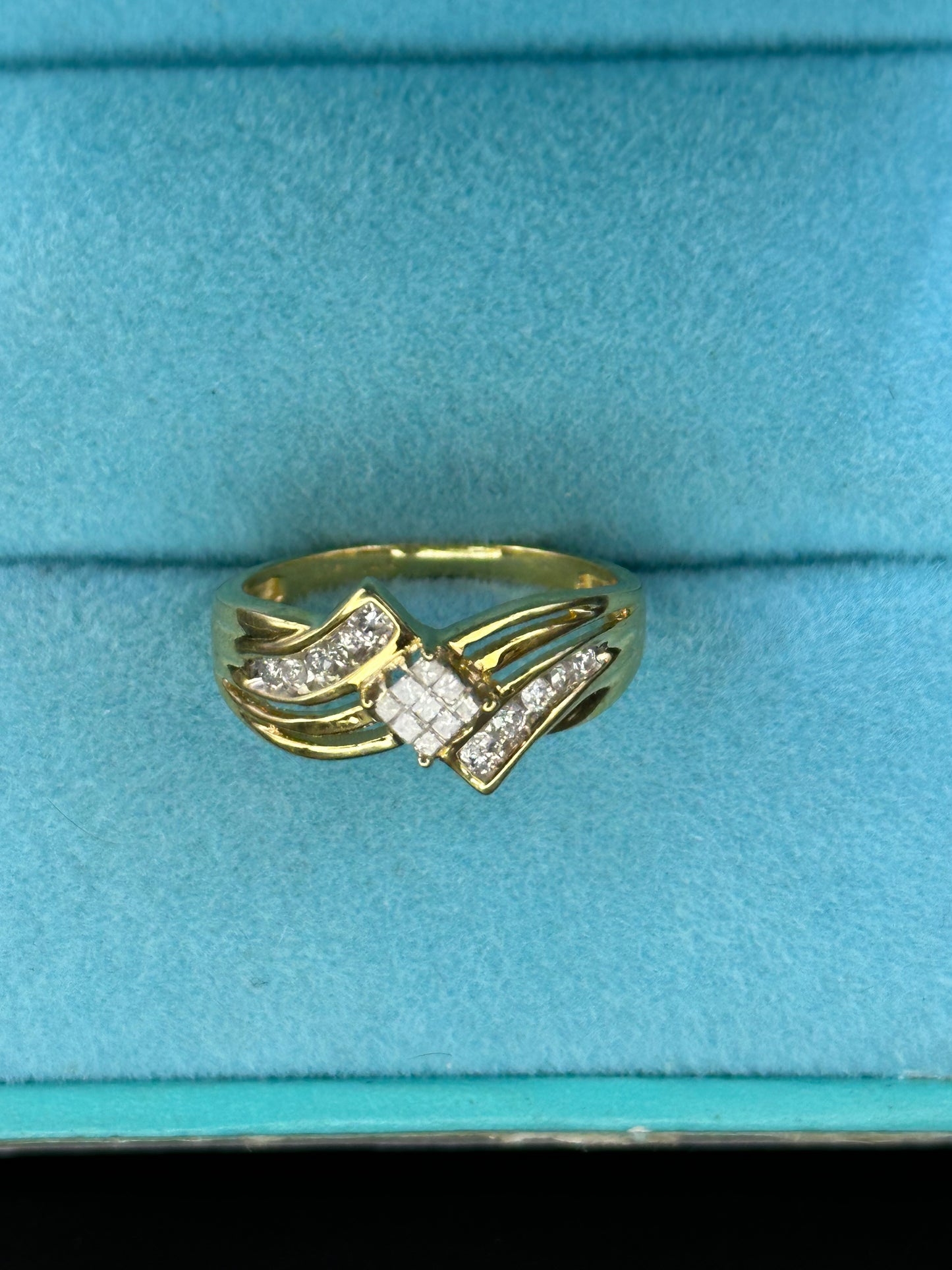 Anillo diseño especial princess