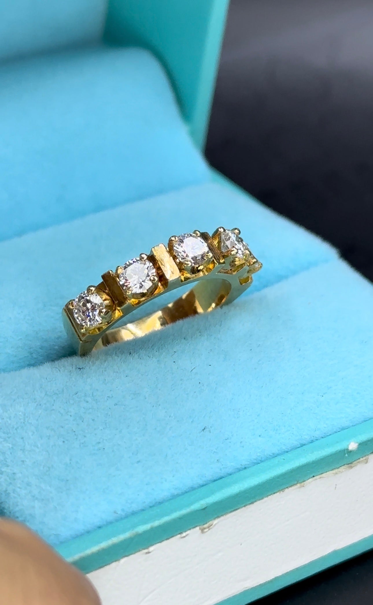Anillo churumbela diamantes grandes