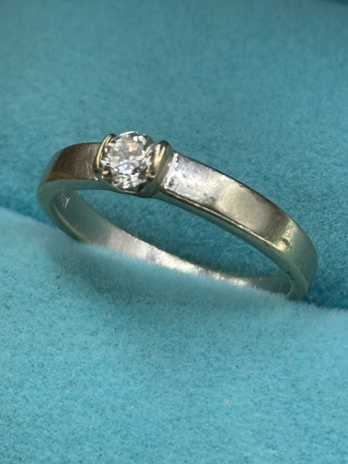 Anillo solitario .20 cts