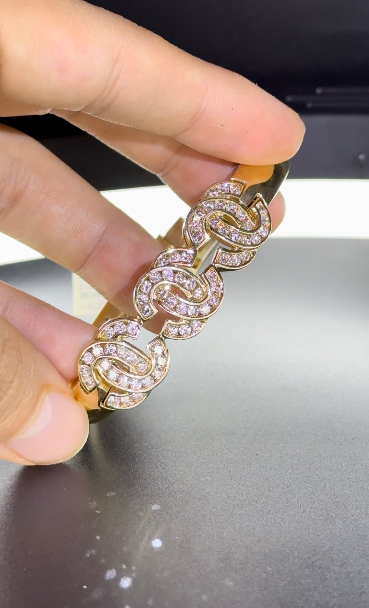 Brazalete channel diamantes