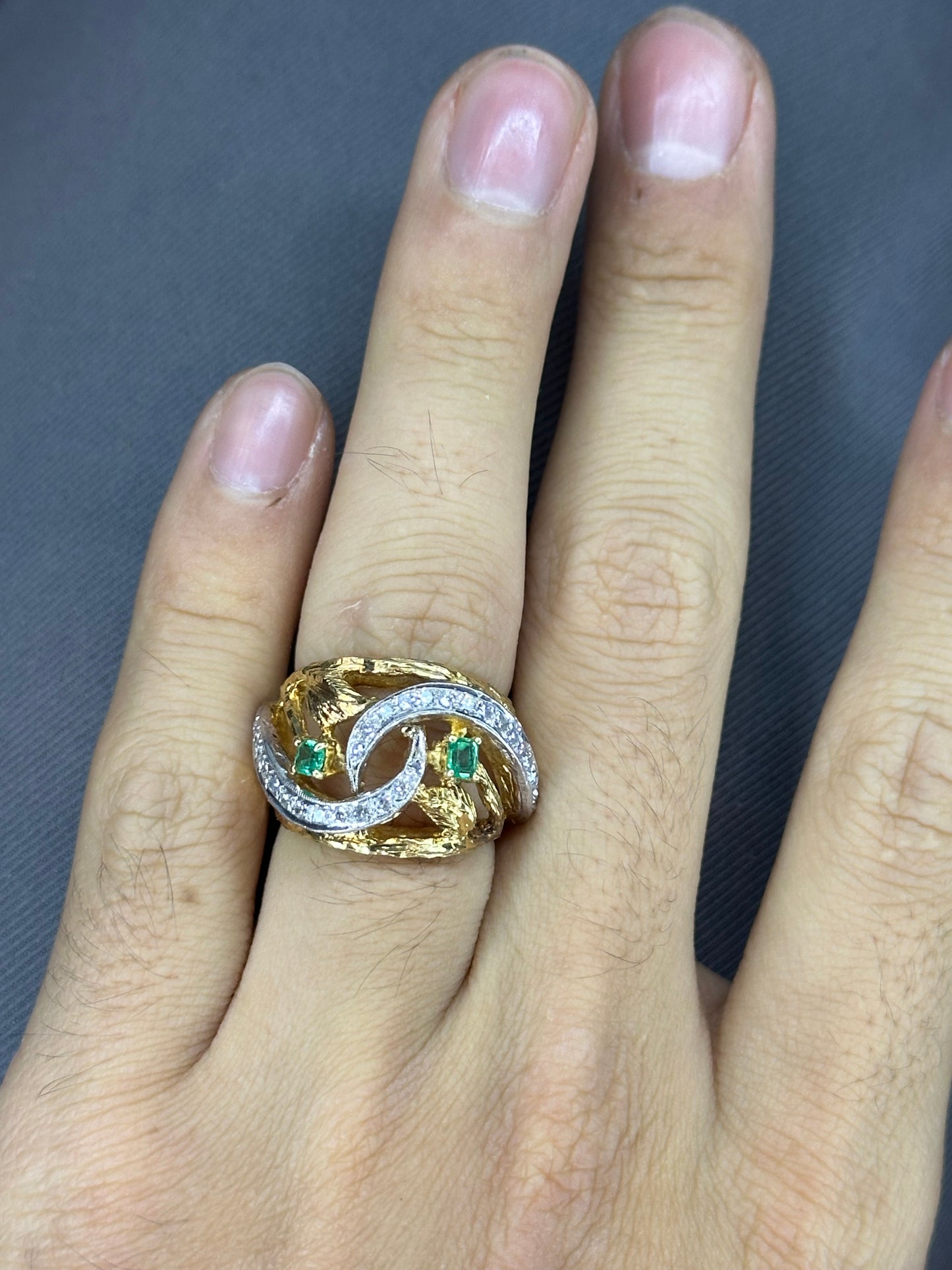 Anillo esmeraldas