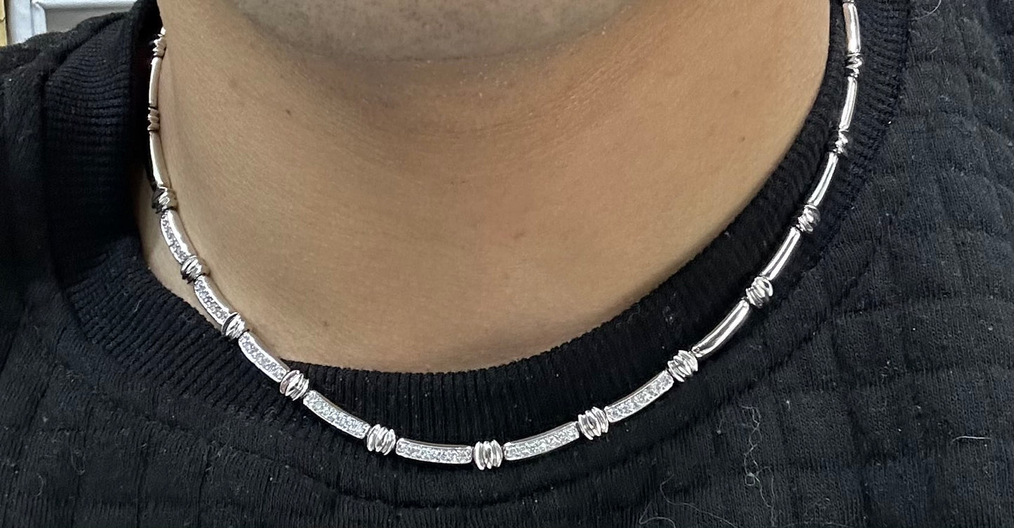 Gargantilla oro 18kts diamantes 33.8 GR