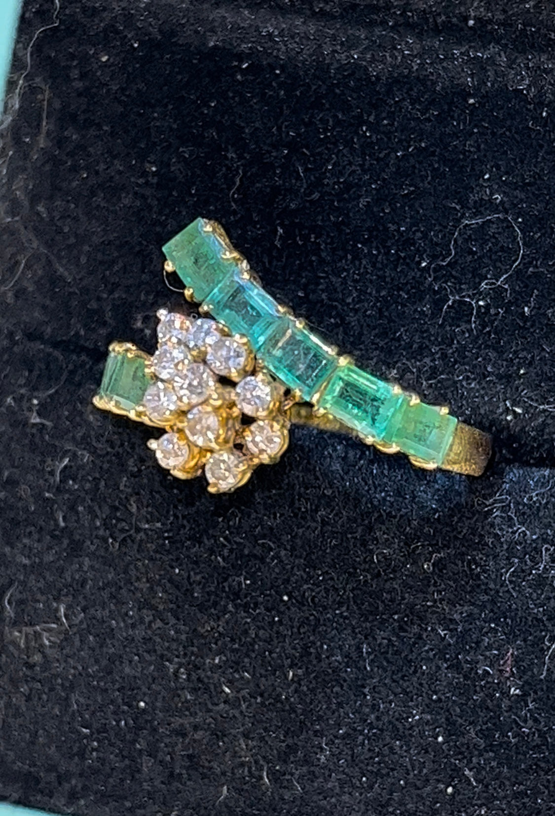 anillo dama esmeraldas