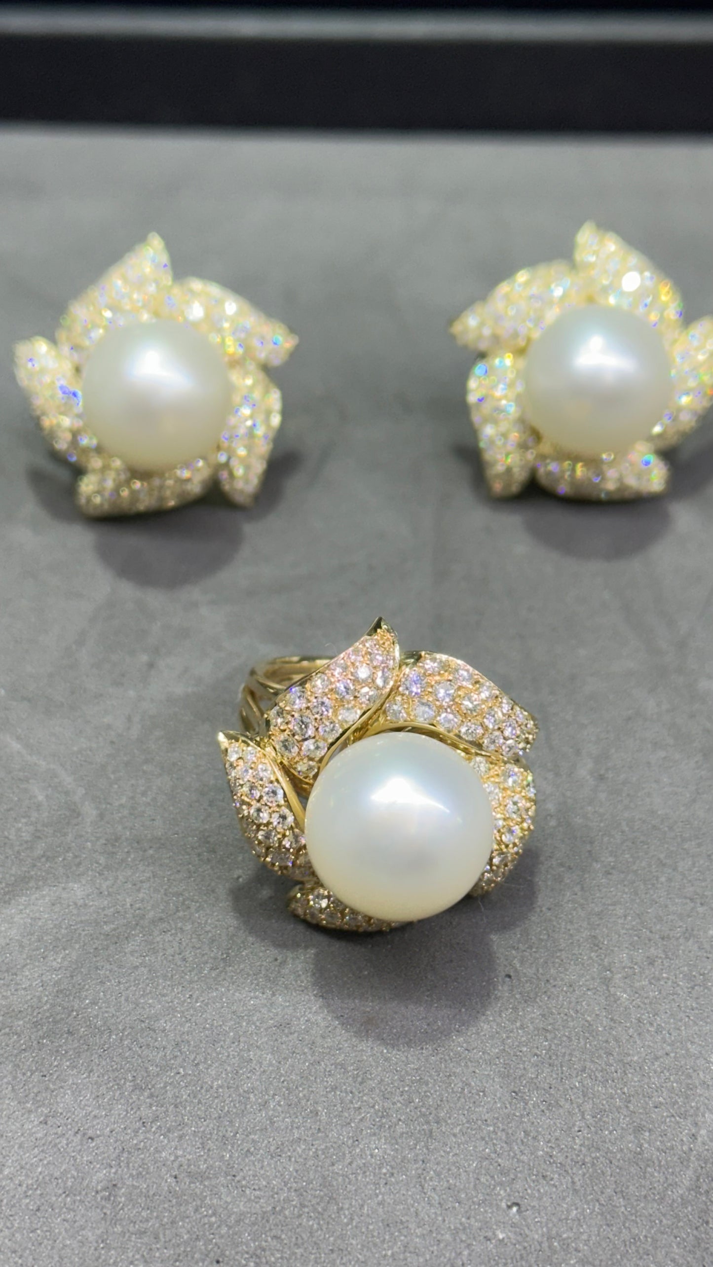 Juego aretes y anillo