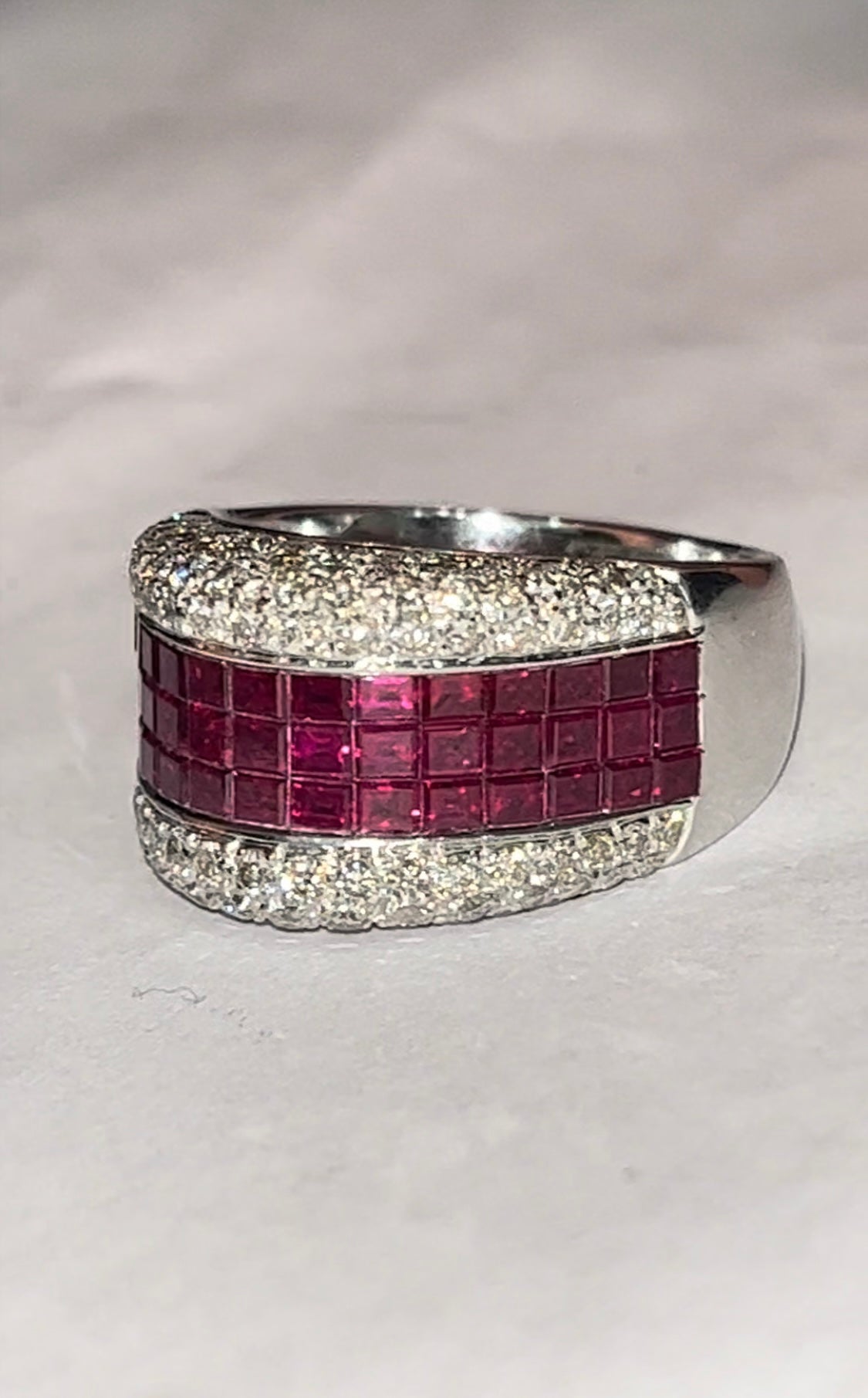 Anillo rubíes