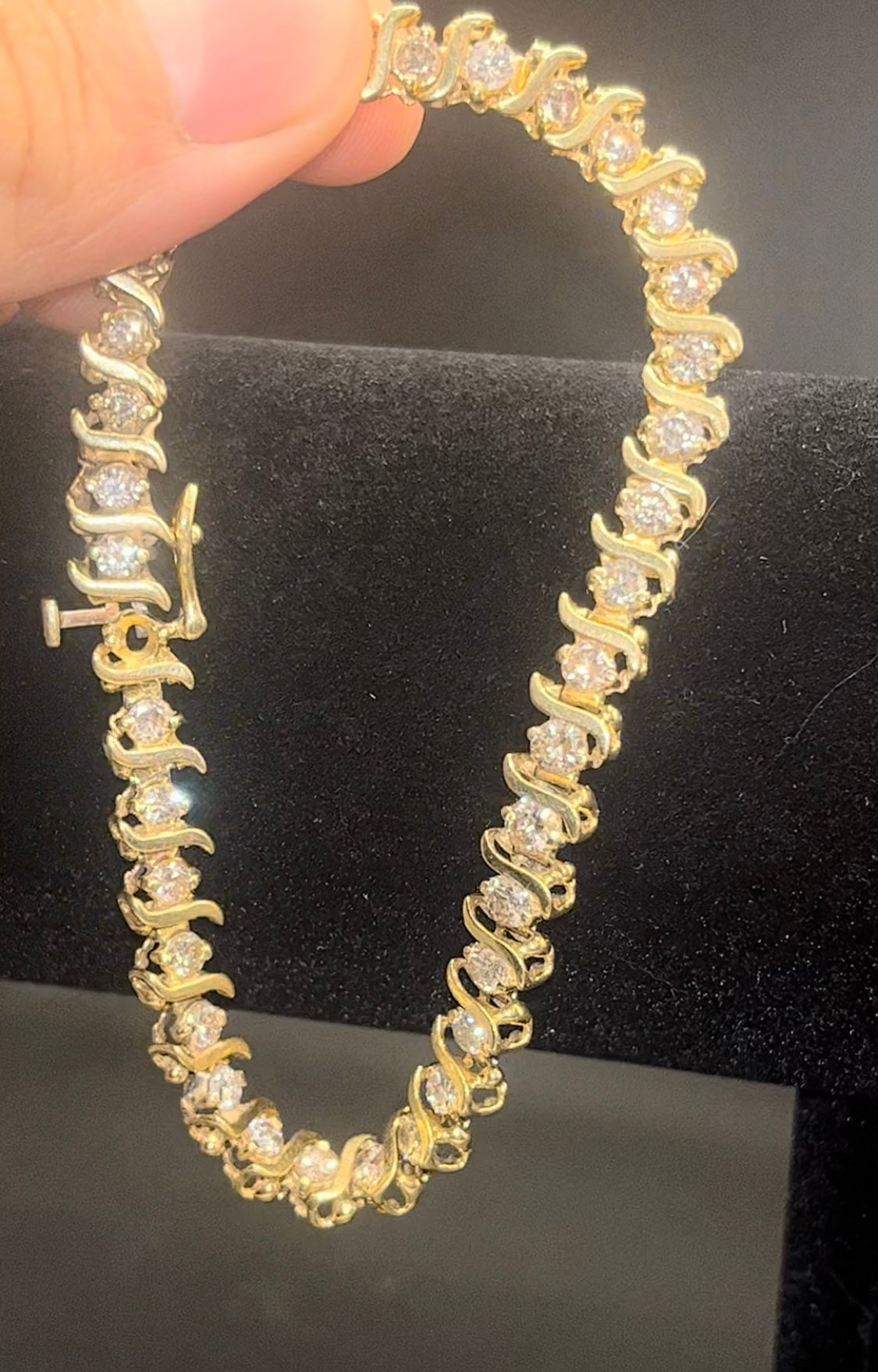 Pulsera riviera diamantes gran tamaño