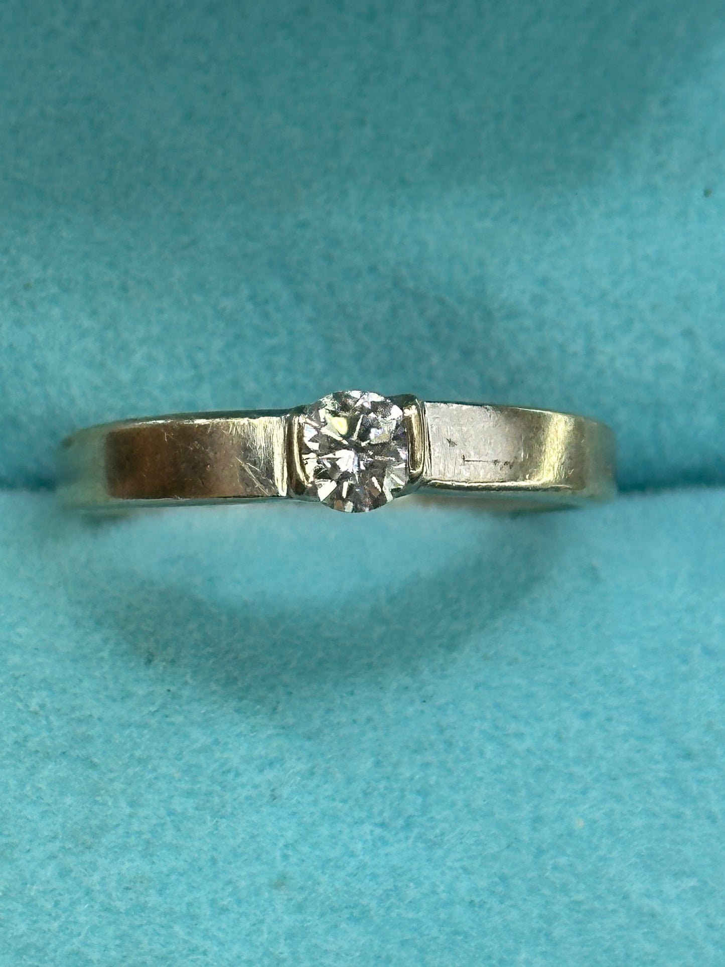 Anillo solitario .20 cts