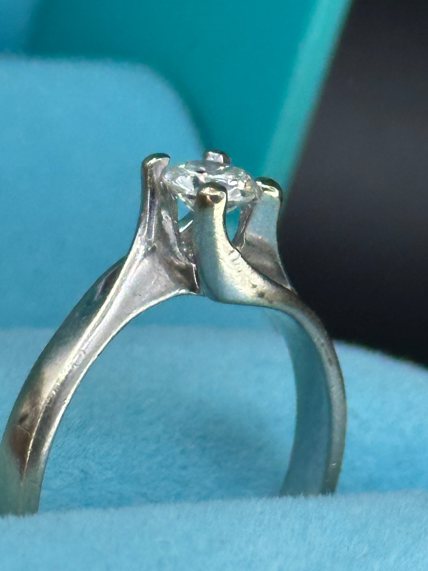 Anillo solitario .33 cts
