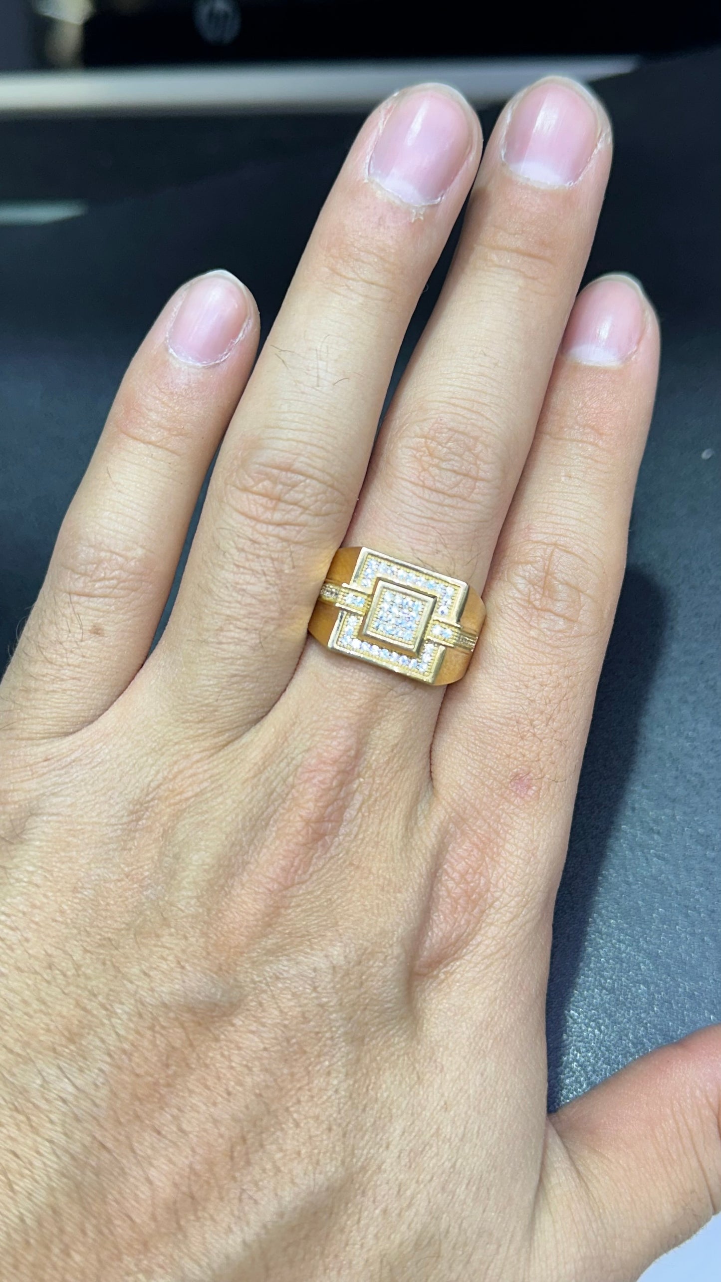 Anillo caballero 7.3 gr oro 10kts