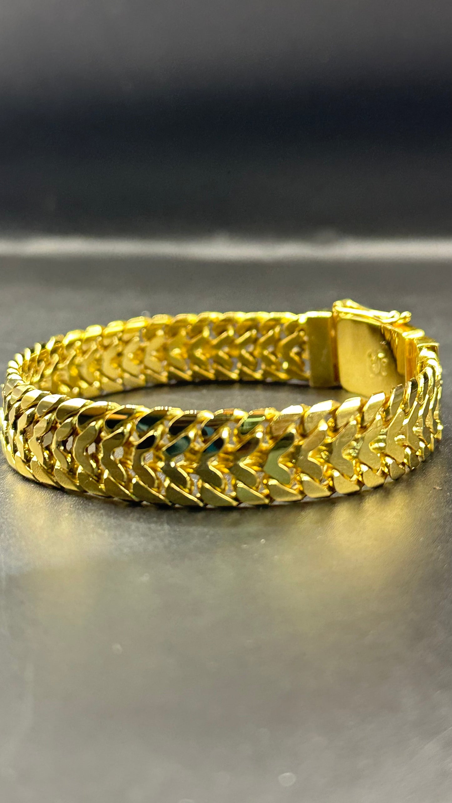 Pulsera petatillo 64.5 gr oro 14kts