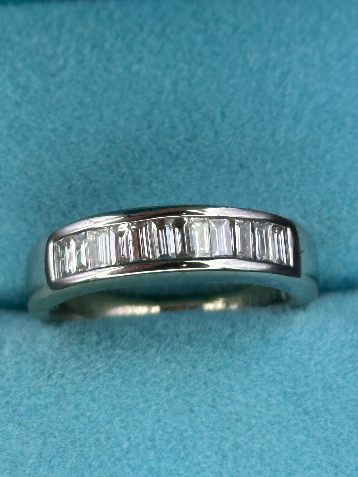 Anillo churumbela oro blanco