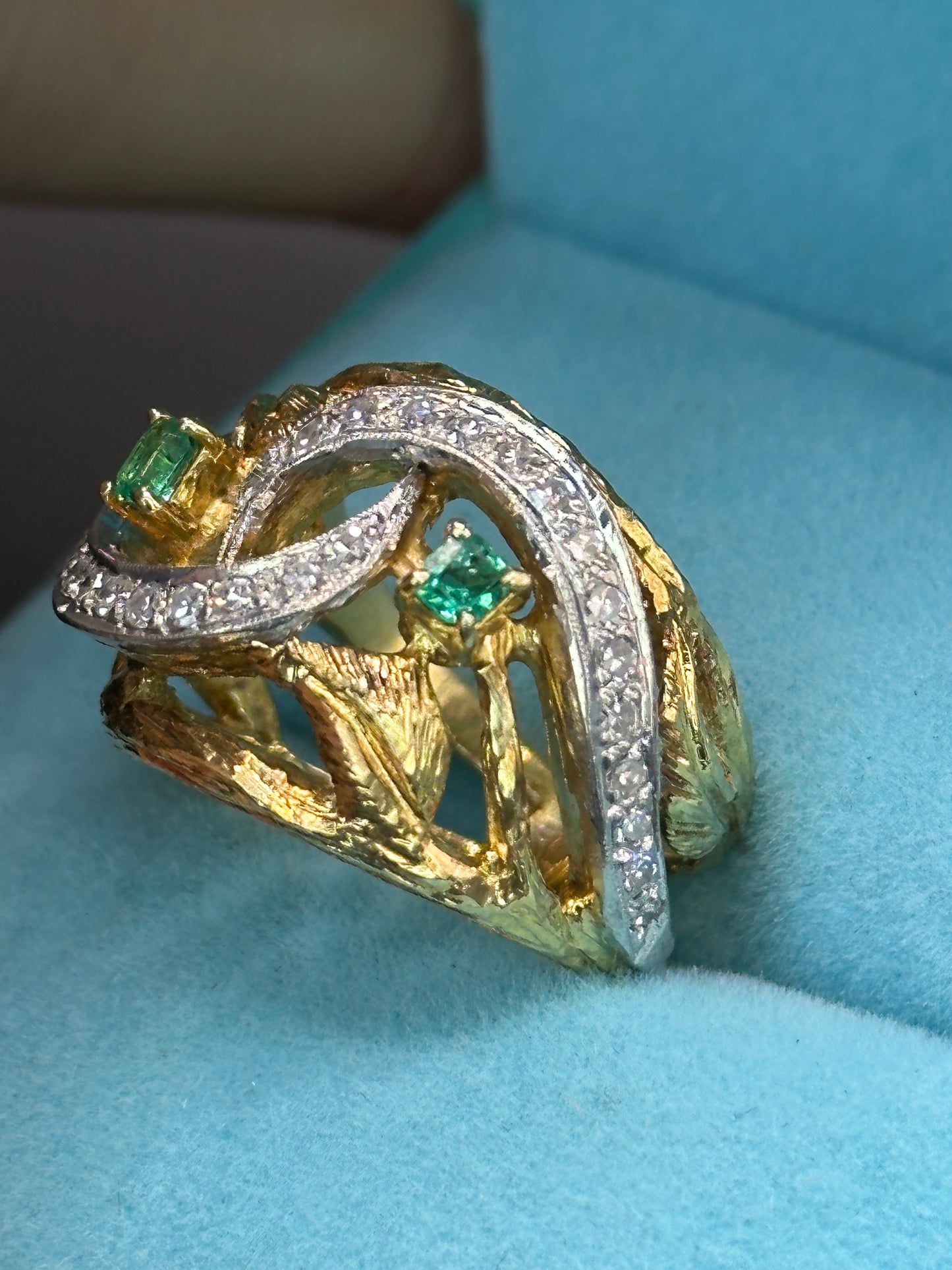 Anillo esmeraldas