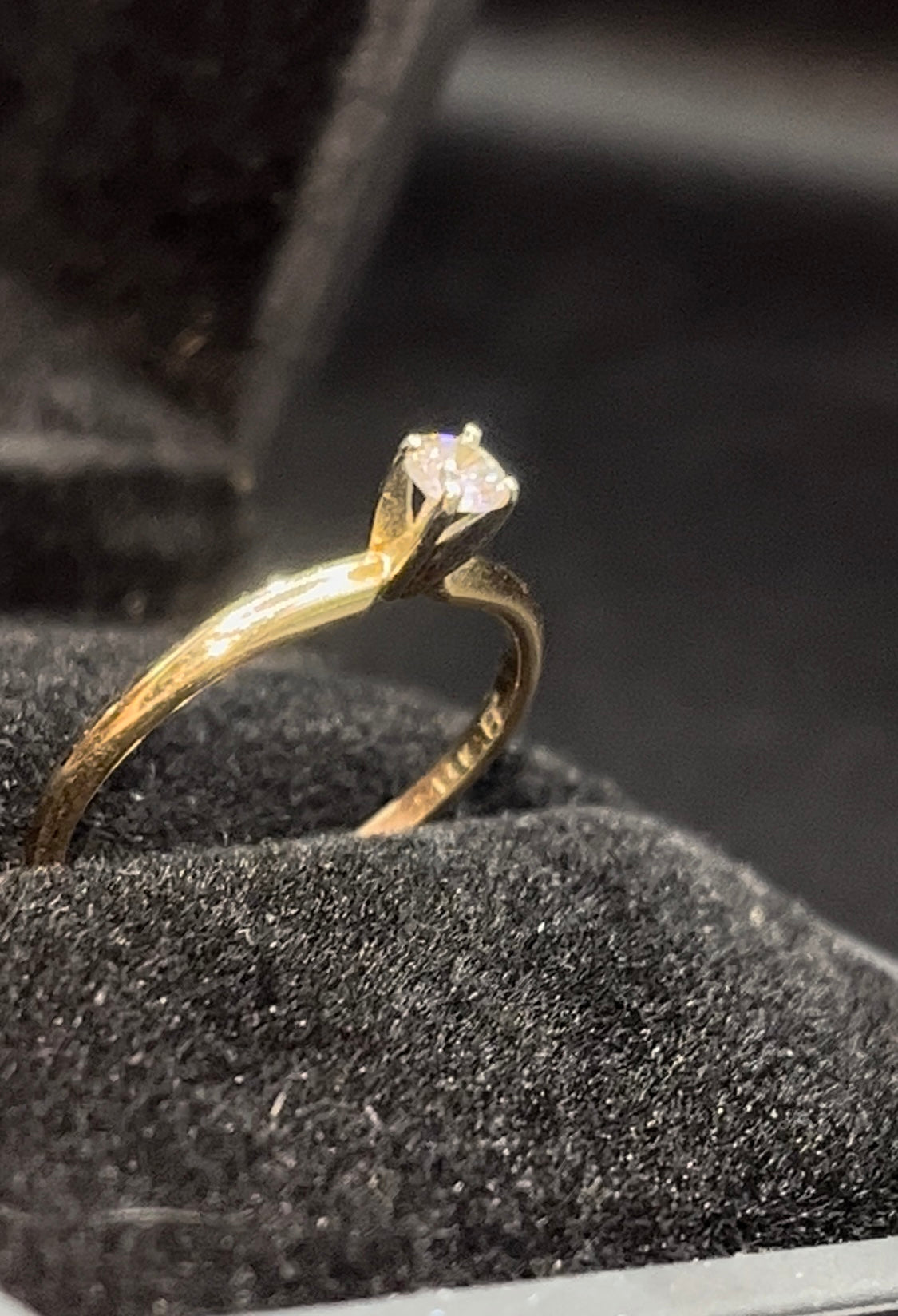 Anillo solitario oro 14kts