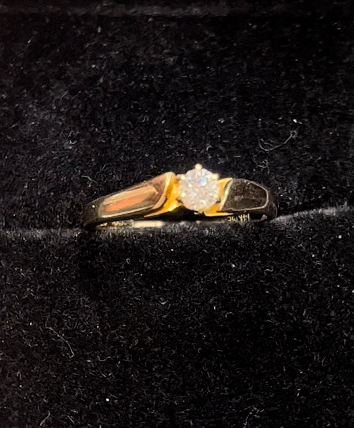 Anillo solitario