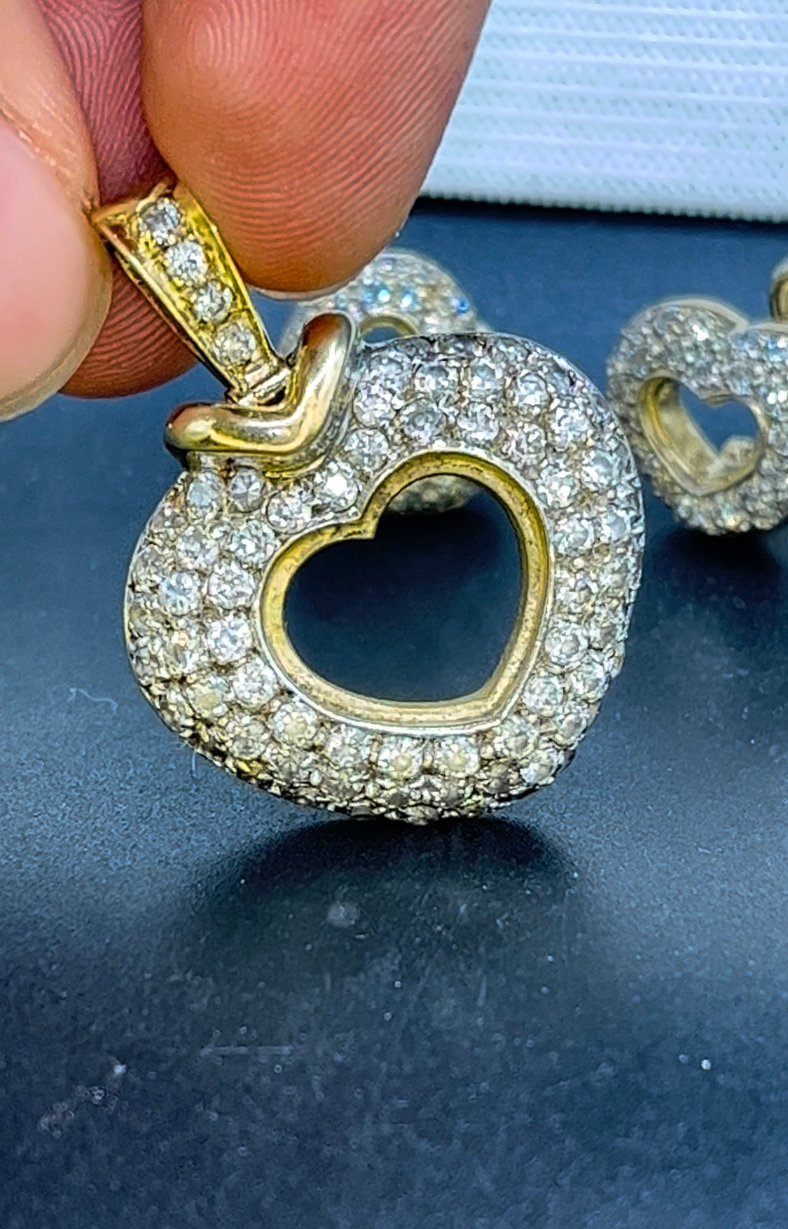 Dije y aretes corazón 17.8 gr