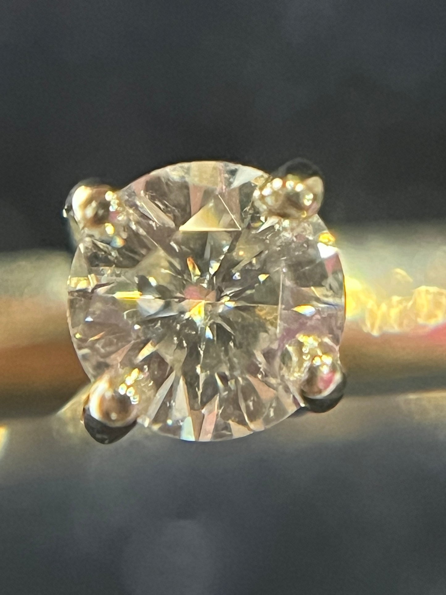 Anillo solitario oro 14kts