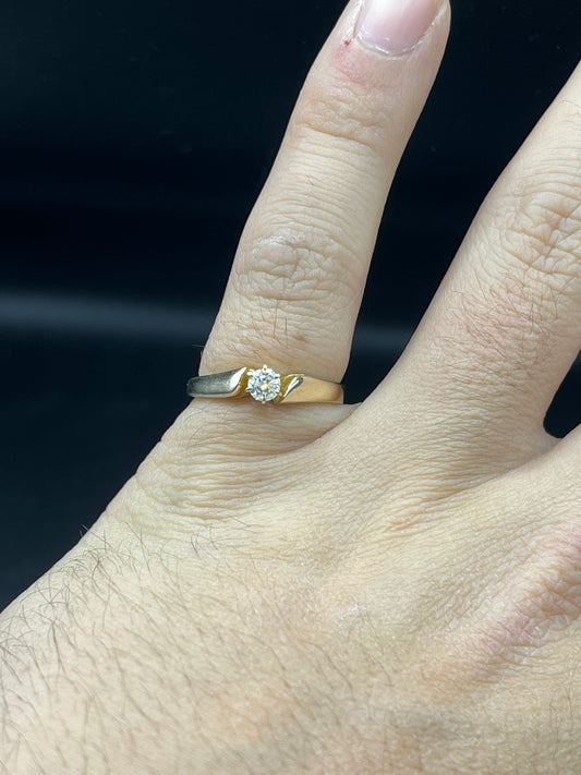 Anillo solitario